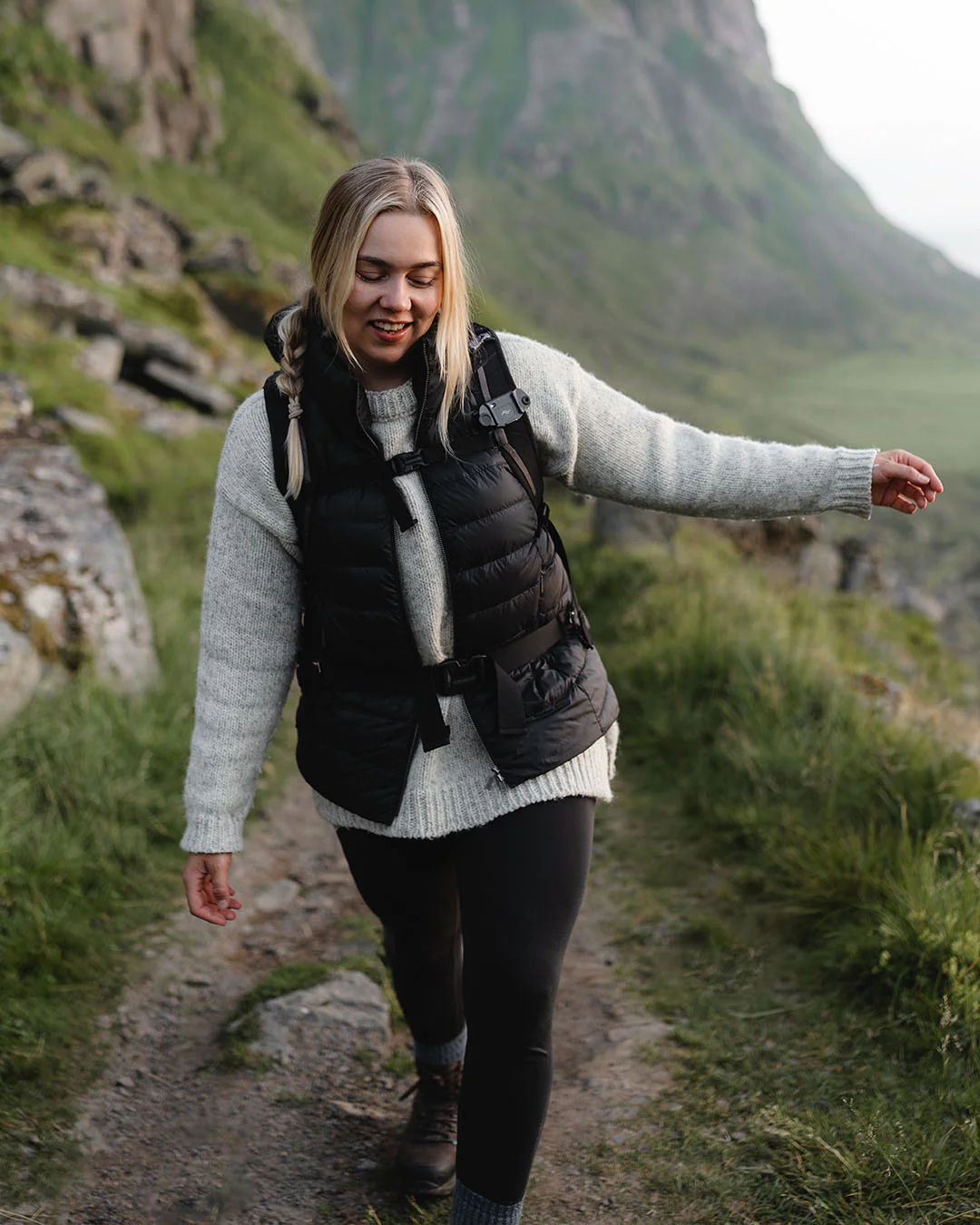 Lady-untuvaliivi hiilenmusta - Image 6