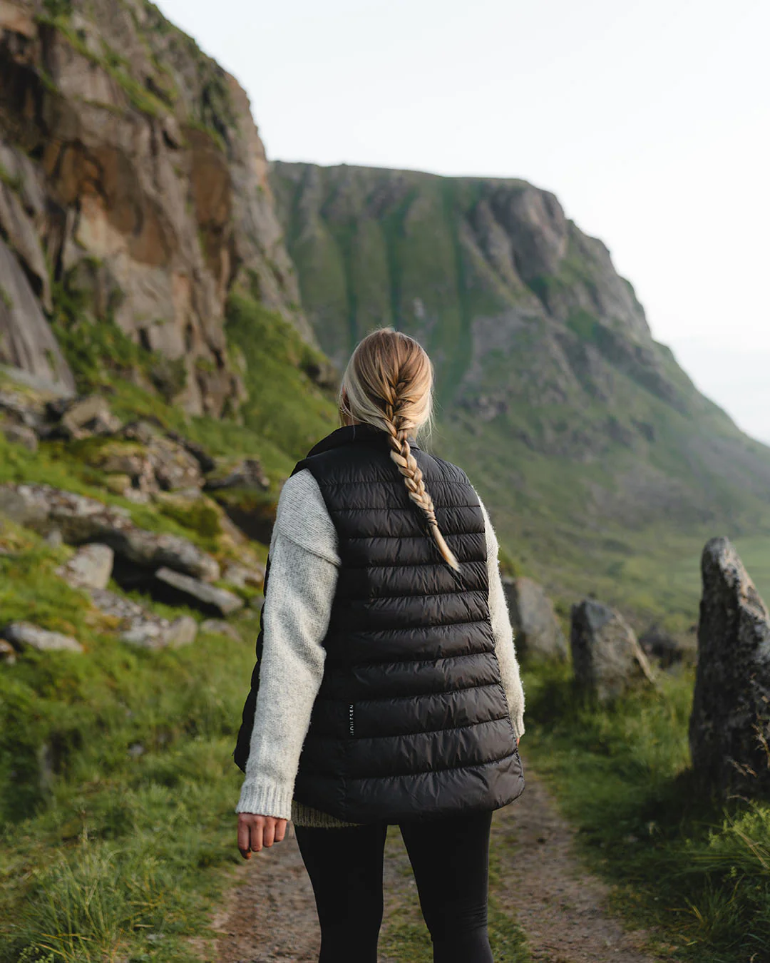 Lady-untuvaliivi hiilenmusta - Image 7